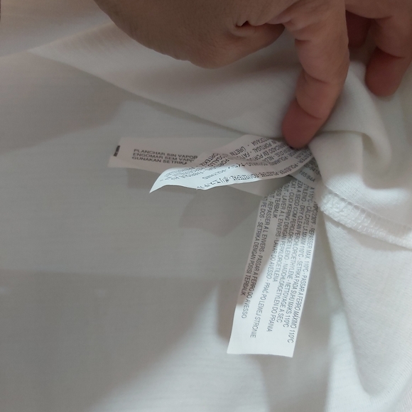 Zara collections, Size: Small-Medium fit, white or beige blouse - Picture 5 of 5